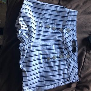 Waist high shorts
